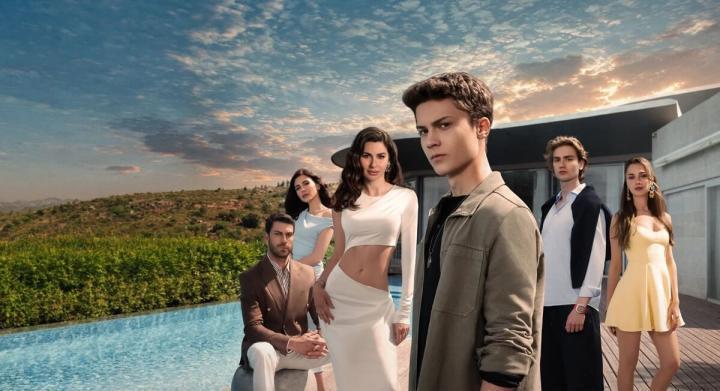 مسلسل في السابعة عشر الحلقة 2 الثانية مترجمة HD
